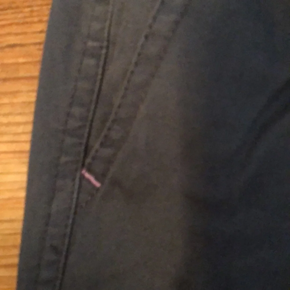 Mini Boden l NWT Navy Cropped Cargo Pants